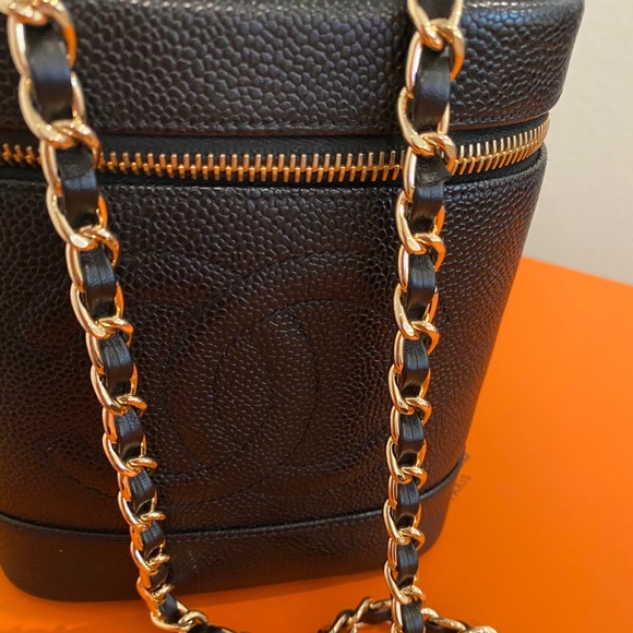 💓Sold💓Chanel Vintage Black Caviar Vanity Case - Picture 12 of 16